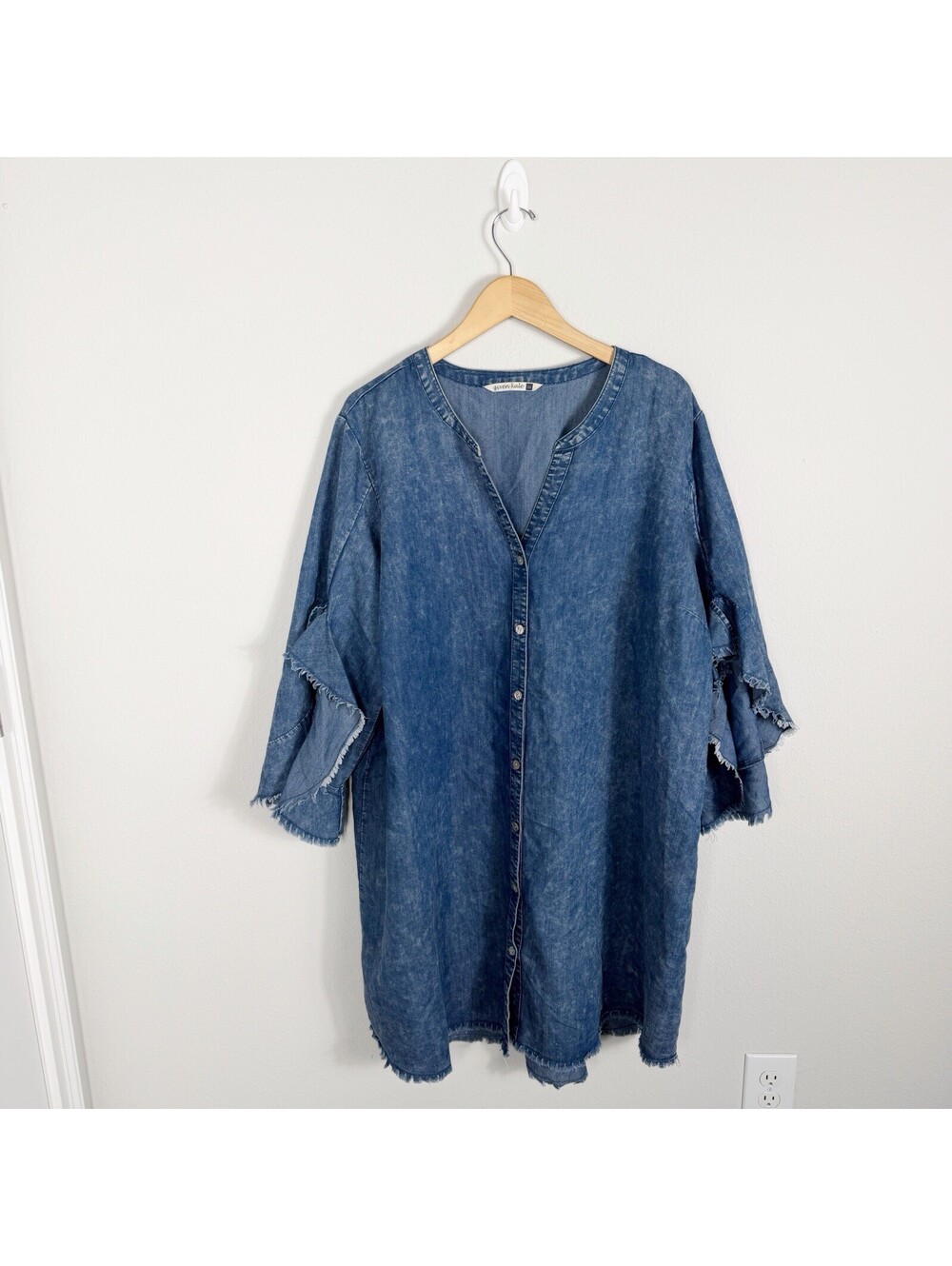GIVEN KALE Plus Size 3X Chambray Denim Dress Ruffled Flare Sleeves Boho